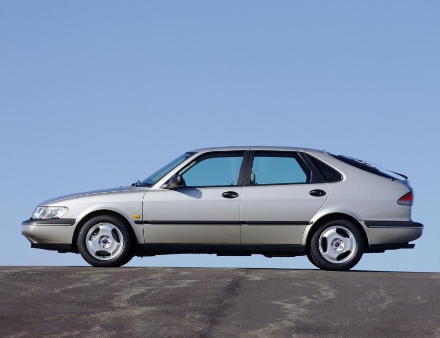  Saab 900 1993 года  (фото 20 из 22)